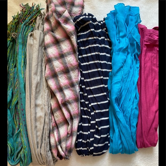 GAP Accessories - Scarves Lot